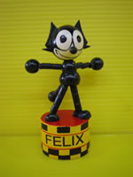 FELIX�X�N�C�[�Y�l�`